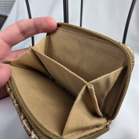 Croc embossed leather zipper coin purse with heart detail - Picture 7 of 11